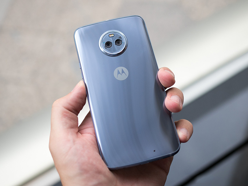 moto-x4-blue-3