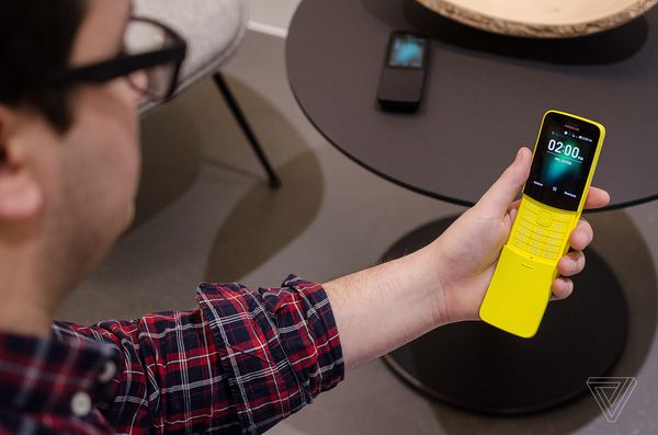 MWC 2018: “Quả chuối Nokia” 8810 chính thức được hồi sinh với giá từ 97 USD
