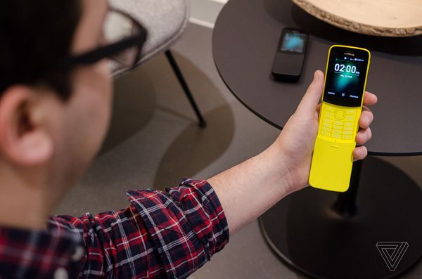 MWC 2018: “Quả chuối Nokia” 8810 chính thức được hồi sinh với giá từ 97 USD
