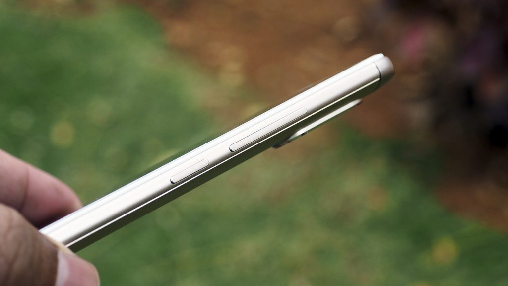 Trên tay nhanh Xiaomi Redmi Note 5 Pro vừa được ra mắt với camera kép ...