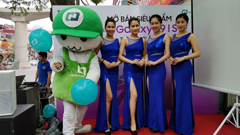 Tưng bừng sự kiện ngày đầu mở bán Galaxy S9, S9 Plus: Sôi động ngay từ phút đầu tiên