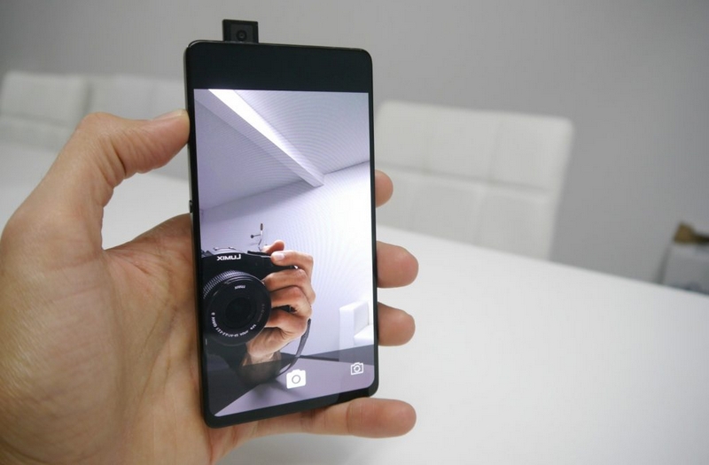 Ra mắt Vivo APEX
