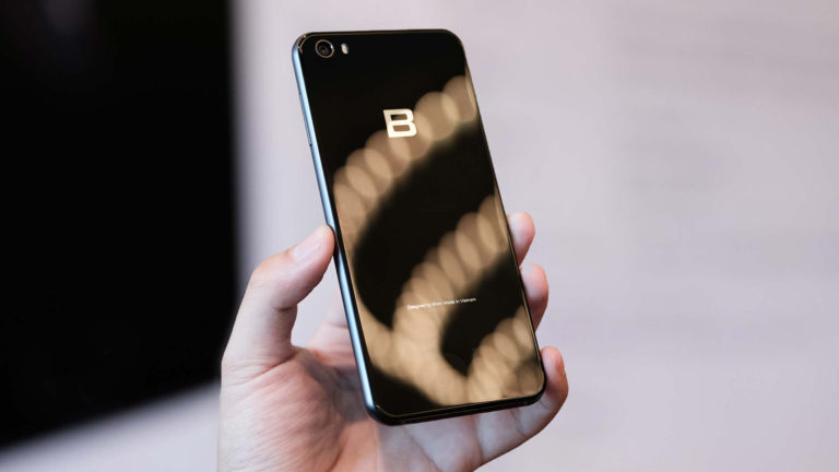 Kỷ niệm 25 năm thành lập, MobiFone sẽ mở bán Bphone 2017 phiên bản đặc biệt
