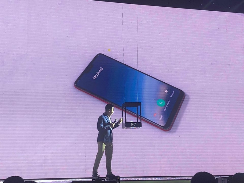 oppo-f7-chinh-thuc-ra-mat-tai-viet-nam-chiec-oppo-dep-nhat-tu-truoc-den-nay-gia-tu-7-99-trieu-dong-7