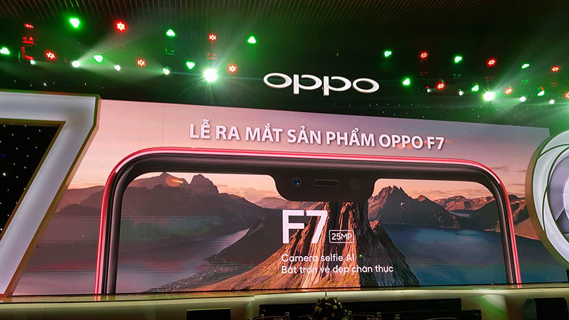 oppo-f7-chinh-thuc-ra-mat-tai-viet-nam-chiec-oppo-dep-nhat-tu-truoc-den-nay-gia-tu-7-99-trieu-dong