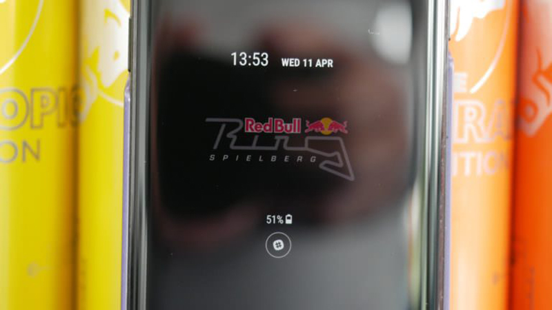 Trên tay Galaxy S9 Red Bull