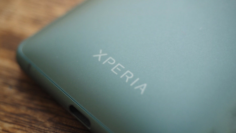 Đánh giá nhanh Xperia XZ2 Compact: Món hời cực đại giá 13.99 triệu đồng