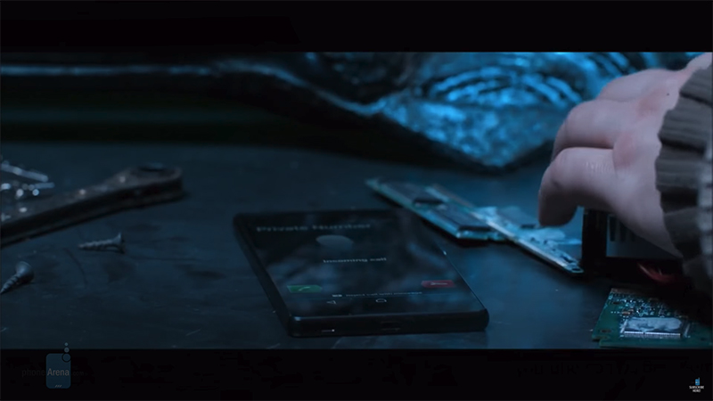 diem-mat-nhung-chiec-dien-thoai-da-tung-xuat-hien-trong-vu-tru-dien-anh-marvel-14