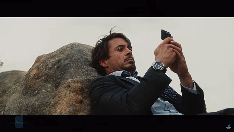 diem-mat-nhung-chiec-dien-thoai-da-tung-xuat-hien-trong-vu-tru-dien-anh-marvel-2