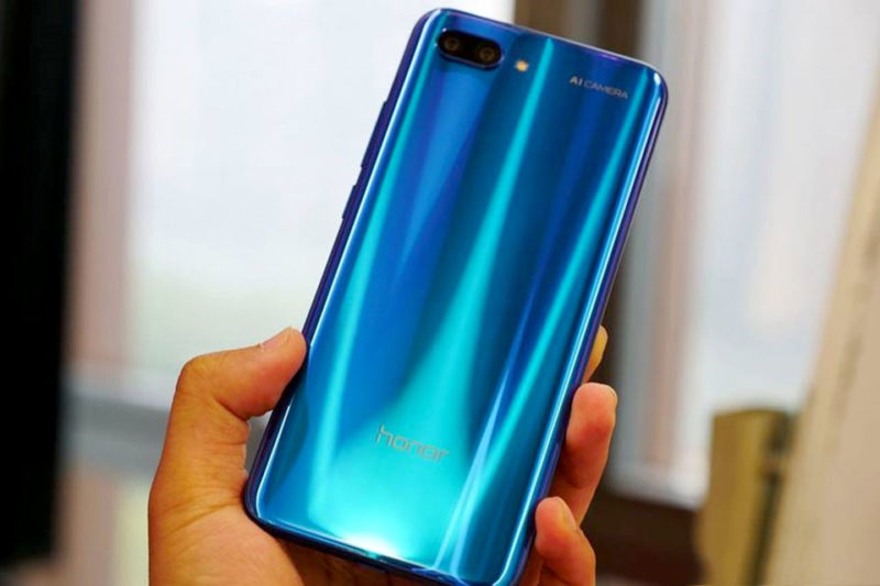 Honor 10 chuẩn bị mở bán tại Việt Nam với giá dưới 10 triệu đồng