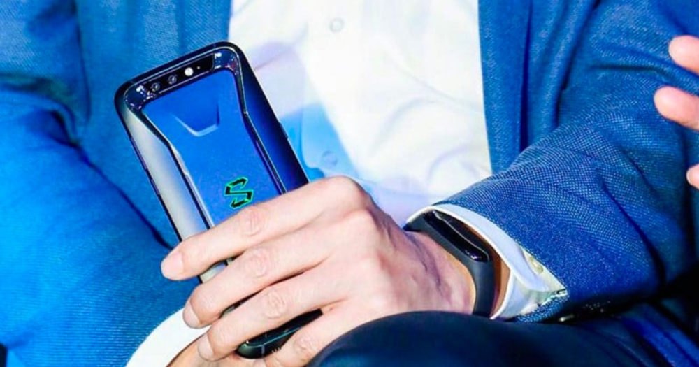CHÍNH THỨC: Xiaomi Mi Band 3 sẽ ra mắt vào ngày 31/05