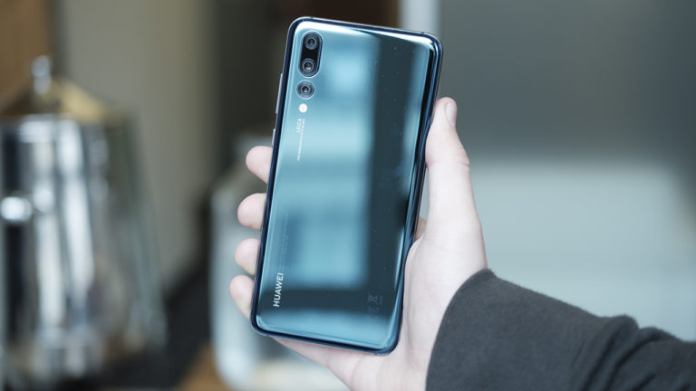 HOT: Siêu phẩm Huawei P20 Pro 3 camera sẽ ra mắt tại Việt Nam vào ngày 15/05