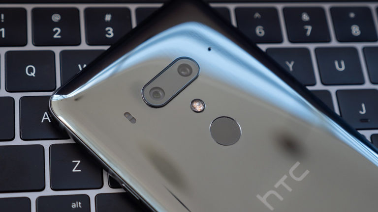 HTC U12 đã ra mắt đâu mà lại có HTC U12+? Đây là câu trả lời