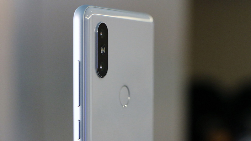 Trên tay nhanh Xiaomi Mi MIX 2S