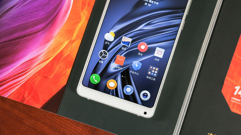 Trên tay nhanh Xiaomi Mi MIX 2S