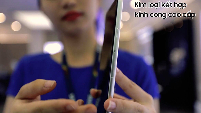 NÓNG HỔI: Galaxy A9 Star đã có mặt tại Việt Nam và sẽ đổi tên thành Galaxy A8 Star khi lên kệ