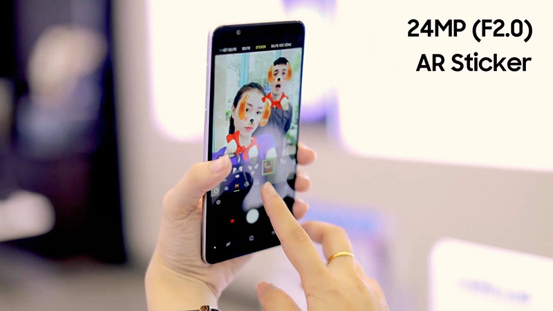 NÓNG HỔI: Galaxy A9 Star đã có mặt tại Việt Nam và sẽ đổi tên thành Galaxy A8 Star khi lên kệ