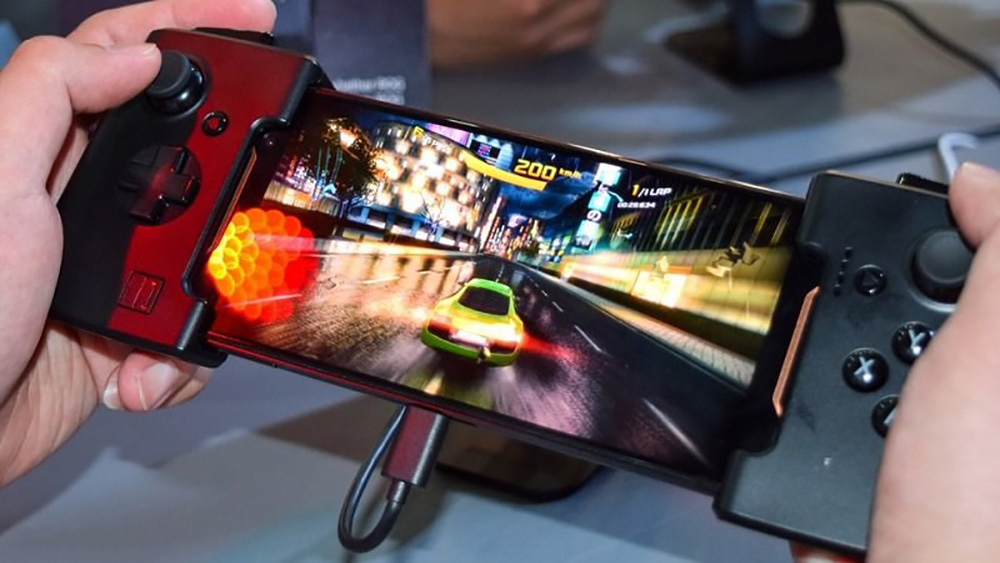 ROG Phone: Smartphone “sinh ra để chơi game” của Asus sẽ mở bán vào tháng 9 tới