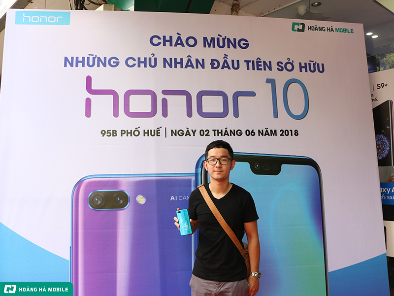 Sự kiện ngày đầu mở bán Honor 10 – Chiếc flagship với giá bán tầm trung