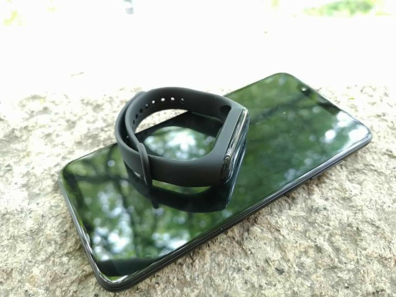 Giám đốc Xiaomi Việt Nam “thả thính”, Mi 8 và Mi Band 3 có thể bán ở Việt Nam