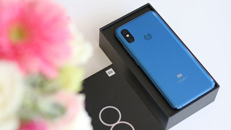 Mở hộp và trên tay Xiaomi Mi 8: Một trong bộ 3 “sát thủ” mới nhất của Xiaomi