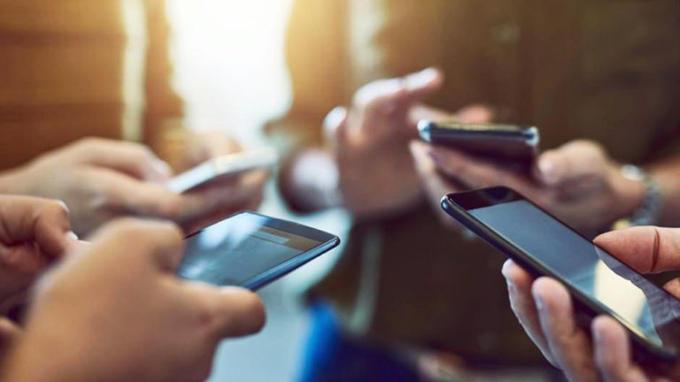 Q1/2018: Smartphone Trung Quốc trỗi dậy mạnh mẽ, Android bỏ xa iOS lượng người dùng