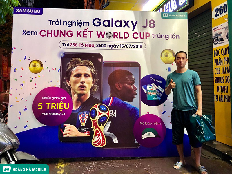 Nhìn lại bộ ảnh người hâm mộ cùng Hoàng Hà Mobile cổ vũ Pháp trong trận Chung Kết World Cup