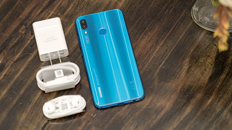 giam-gia-huawei-nova-3e