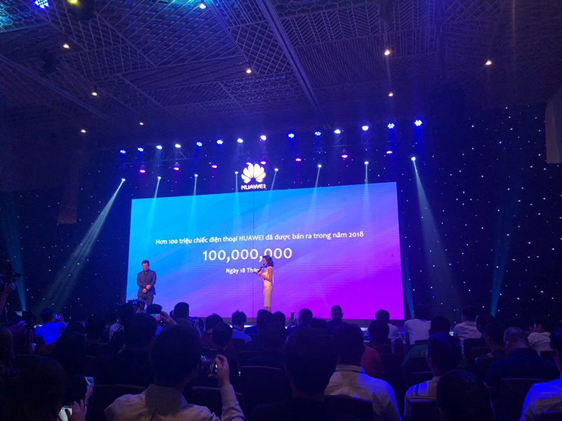 Ra mắt Nova 3 tại Việt Nam