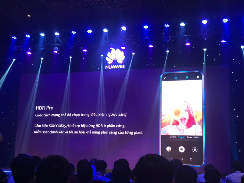 Ra mắt Nova 3 tại Việt Nam