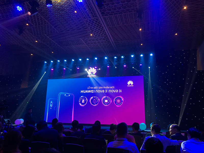 Ra mắt Nova 3 tại Việt Nam