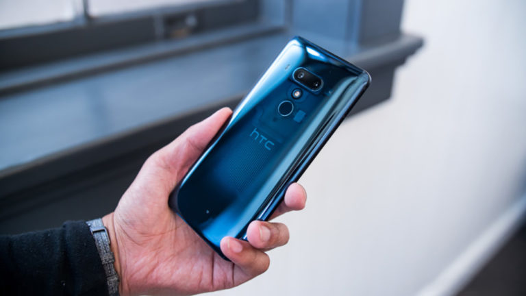 4 điều đã giúp cho HTC U12+ “nở mày nở mặt” với người dùng