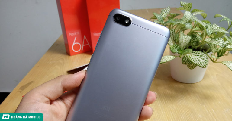 Mời bạn xem bộ ảnh mở hộp Xiaomi Redmi 6A bằng Redmi 6A độc nhất vô nhị