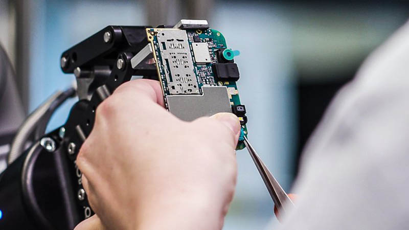 sản xuất smartphone