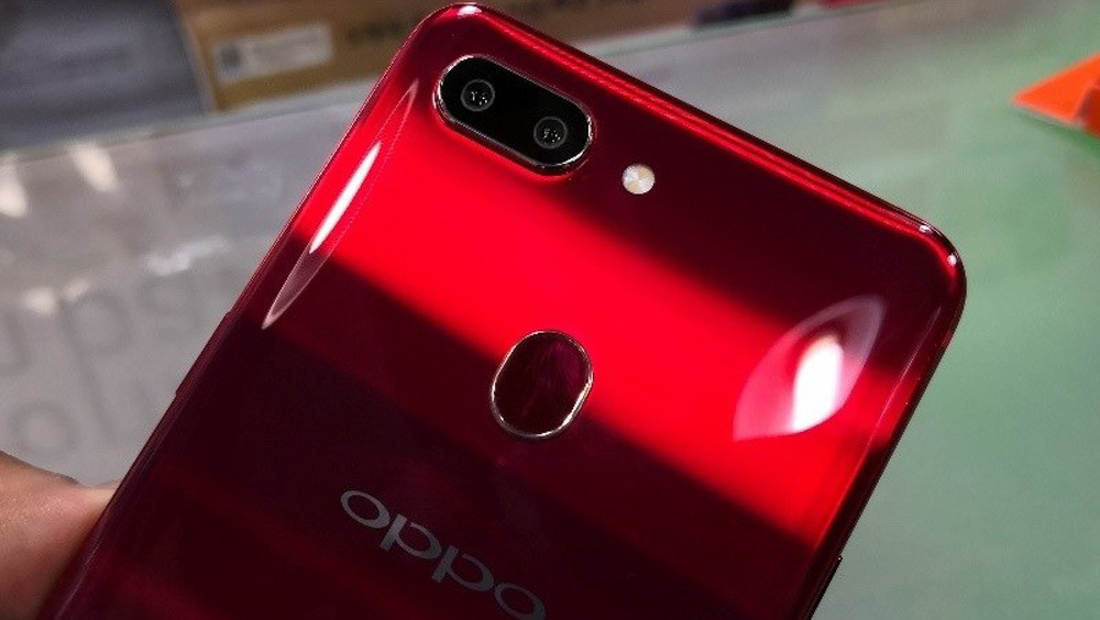 OPPO F9 bất ngờ lộ ảnh thực tế trước ngày ra mắt