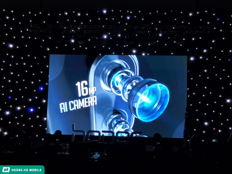 Honor Play ra mắt Việt Nam: Chiếc smartphone chuyên để chơi game, giá chỉ từ 6.990.000 đồng