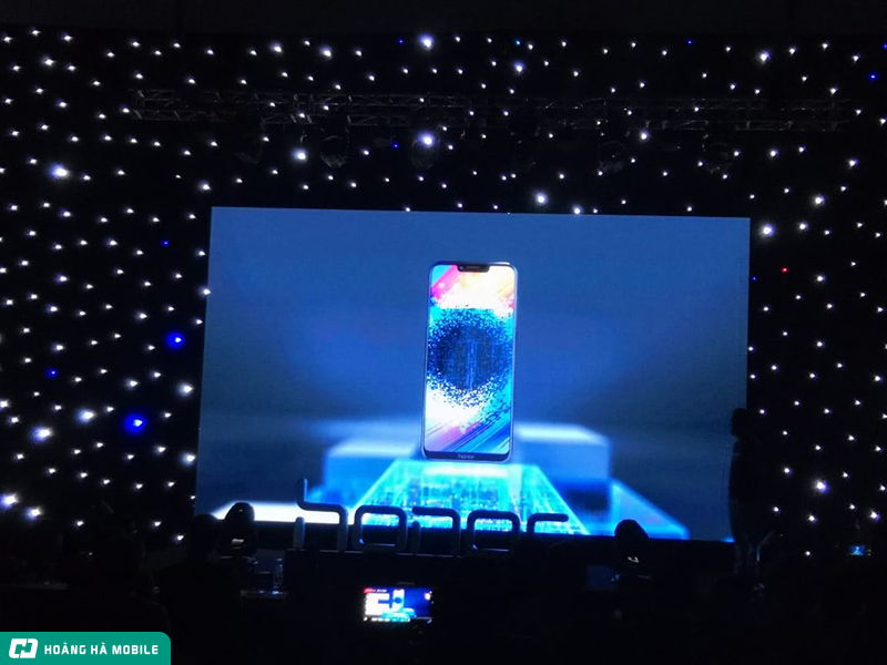 Honor Play ra mắt Việt Nam: Chiếc smartphone chuyên để chơi game, giá chỉ từ 6.990.000 đồng