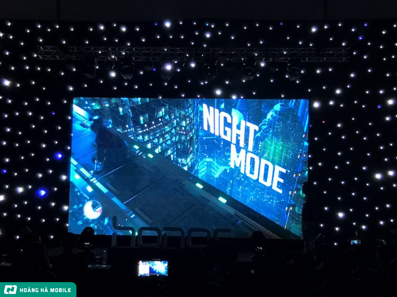 Honor Play ra mắt Việt Nam: Chiếc smartphone chuyên để chơi game, giá chỉ từ 6.990.000 đồng