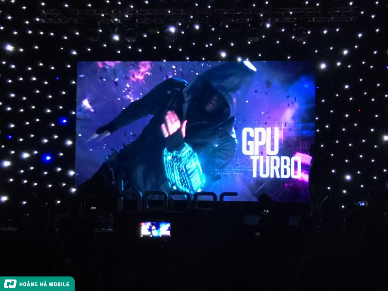 Honor Play ra mắt Việt Nam: Chiếc smartphone chuyên để chơi game, giá chỉ từ 6.990.000 đồng