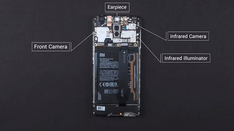 Mổ bụng Pocophone F1