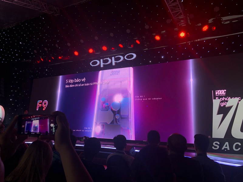Ra mắt OPPO F9 tại Việt Nam