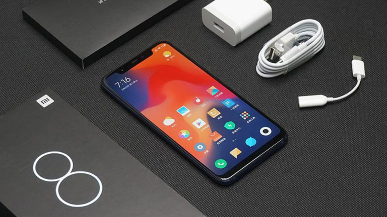 Xiaomi Mi 8 trình làng phiên bản RAM 8GB và bộ nhớ trong 128GB, giá 11.1 triệu đồng