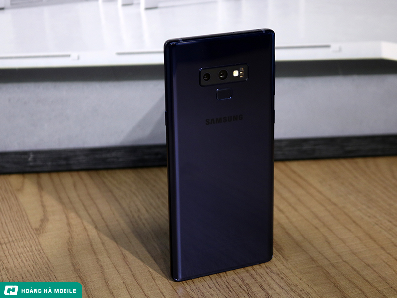 Trên tay Galaxy Note 9