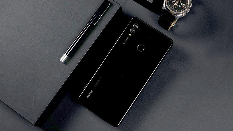 Trên tay Honor Note 10