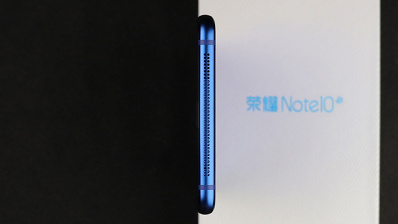 Trên tay Honor Note 10