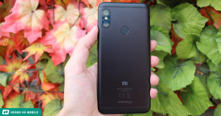 Trên tay Xiaomi Mi A2 Lite: Cầm sướng, phần mềm mượt, cấu hình mạnh, giá chỉ từ 4.740.000 đồng