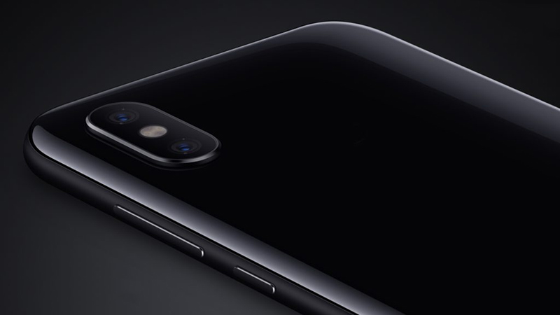Ra mắt Xiaomi Mi 8 Pro