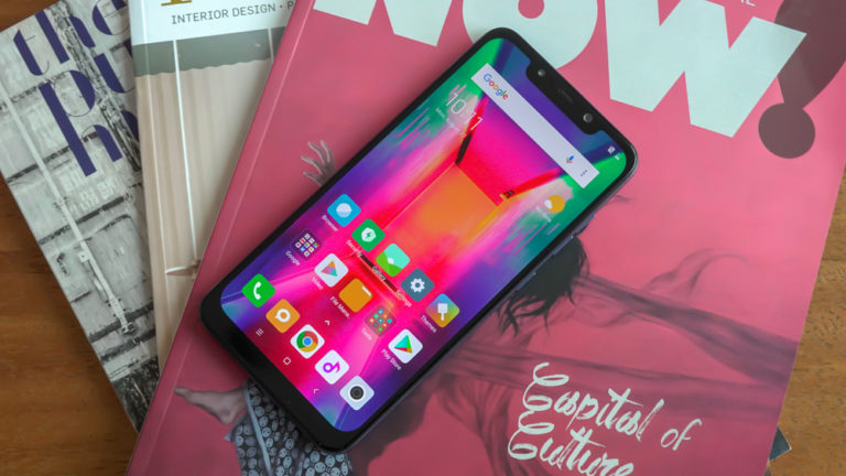 Pocophone F1 có cả phiên bản sạc siêu nhanh Quick Charge 4.0