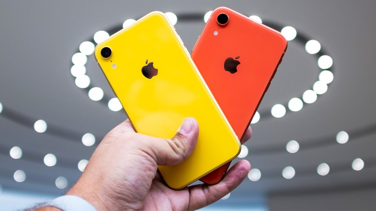 Trên tay iPhone Xr: Chiếc iPhone màu mè nhất năm 2018 có gì HOT?