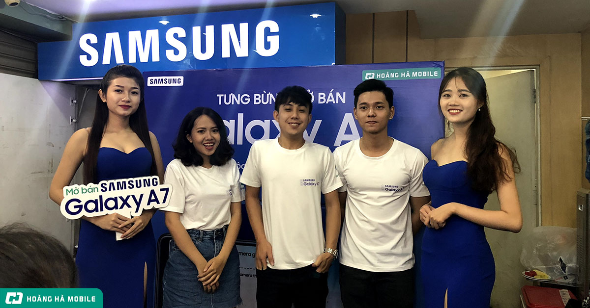 Samsung mở bán Galaxy A7 2018 tại Việt Nam, giá tại Hoàng Hà Mobile cực “hời”